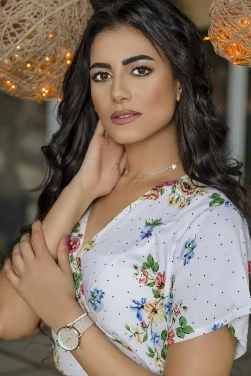 Walaa ElSherif — personaje: Zeina