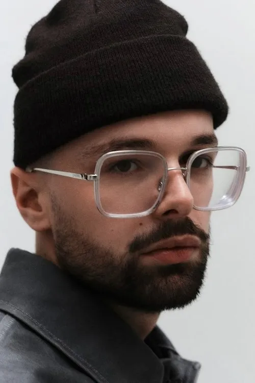 Laurent Jumeaucourt ha trabajado con Wallace cleaver en 1 ocasiones