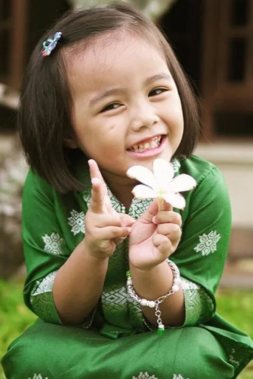 Darenna Syahida Suib ha trabajado con Wan Cheryl Nur Khashif en 1 ocasiones