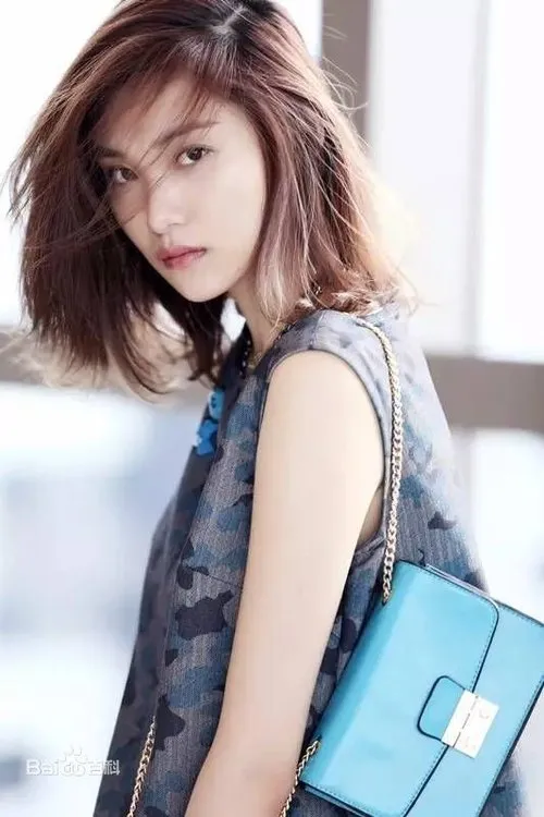 Wang Jianing — personaje: Li Wei