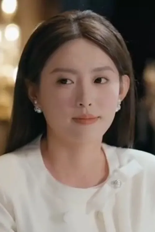 Wang Si Yi — personaje: Liang Wen Xin