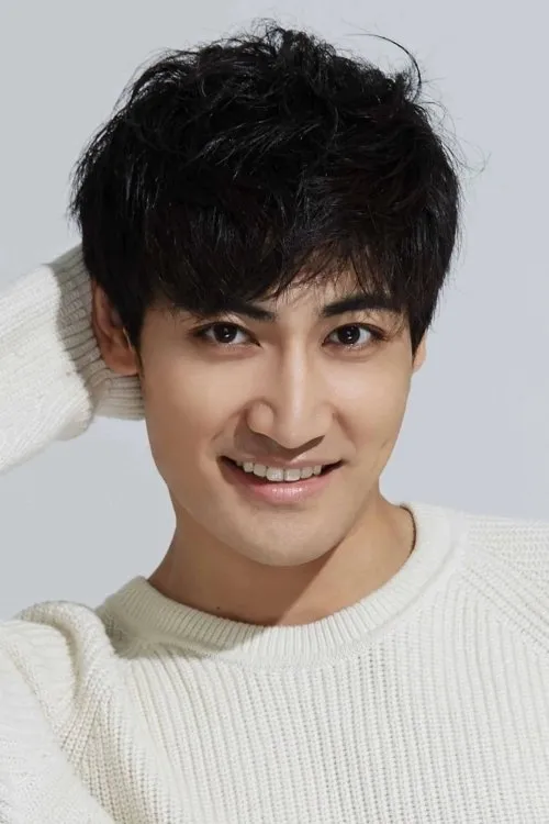 Wang Yifan en su biografía y filmografía