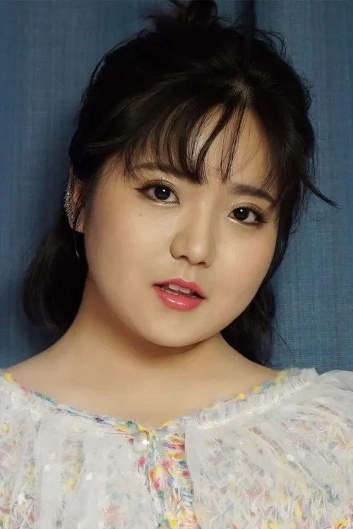 Wang Yimiao — personaje: Zhu Qianshuang