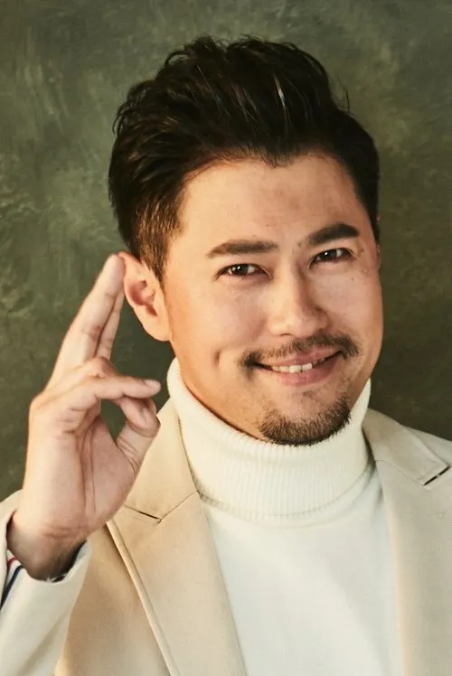 Foto de perfil del actor Wang Zheng en el reparto