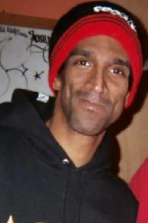 Wayne 'Frosty Freeze' Frost interpretando a