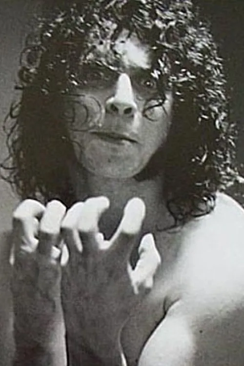 John Cameron Mitchell ha trabajado con Wayne Kramer en 2 ocasiones