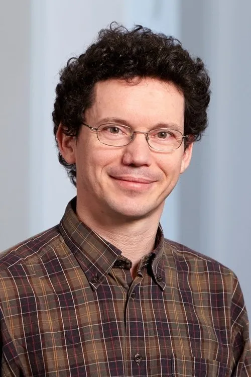 Wendelin Werner interpretando a Young Max Baumstein