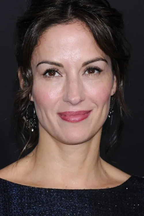 Wendy Moniz — personaje: Rachel McCabe