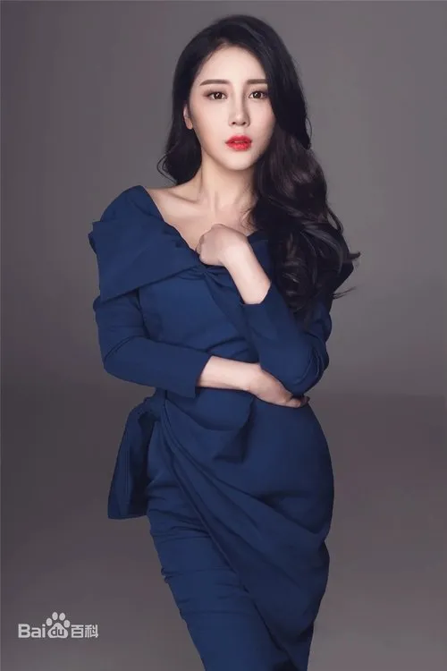 Wenfei Dai en su biografía y filmografía