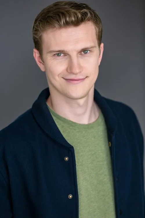 Wes Brooks interpretando a Spanky