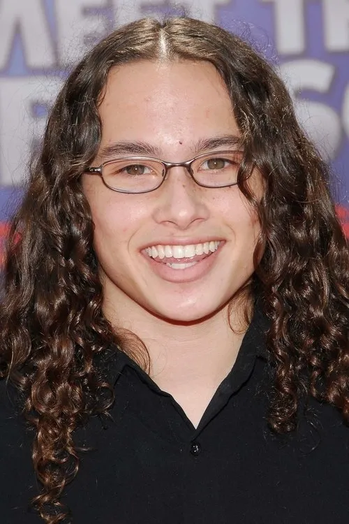 Wesley Singerman interpretando a Sal