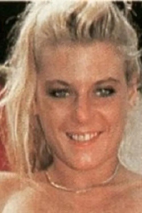 Whitney Banks interpretando a 