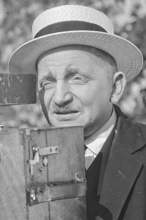 Charlie Almlöf ha trabajado con Wiktor Andersson en 5 ocasiones