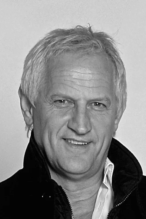 Britt Dekker ha trabajado con Wilbert Gieske en 1 ocasiones