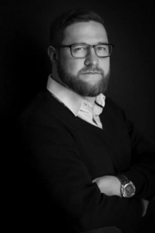 Foto de perfil del actor Wilhelm-Rafael Garth en el reparto