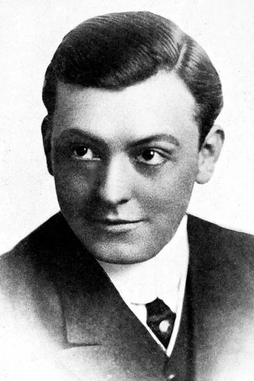 William Ehfe interpretando a Dr. Stettina