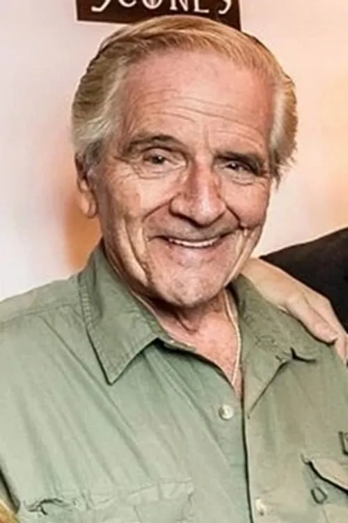 Alexis Thorpe ha trabajado con William Frederick Knight en 2 ocasiones