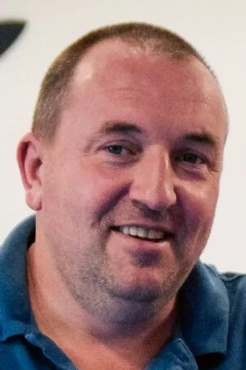 Tasis Petridis ha trabajado con William van Roosmalen en 1 ocasiones