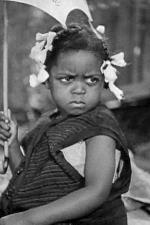 Willie Mae Taylor interpretando a Buckwheat
