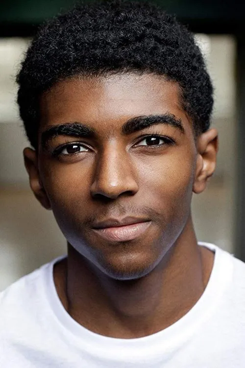 Wilson Mbomio interpretando a Diggs