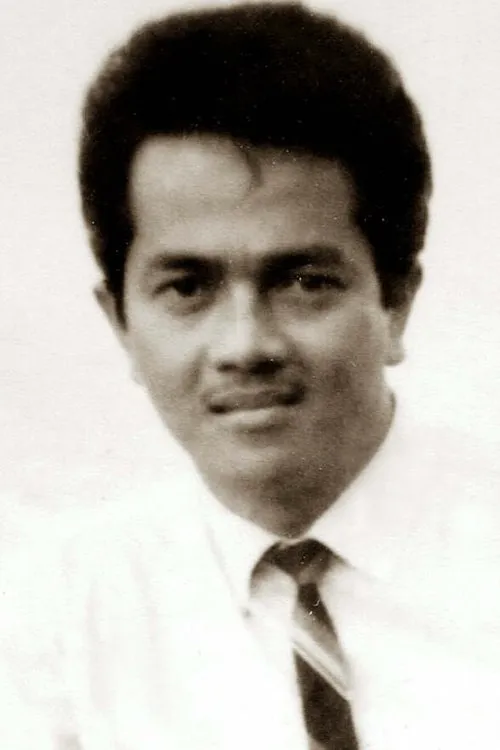 Win Wisanurak interpretando a 