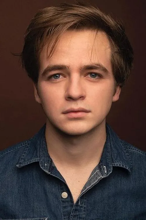 Winter Andrews interpretando a Cameron