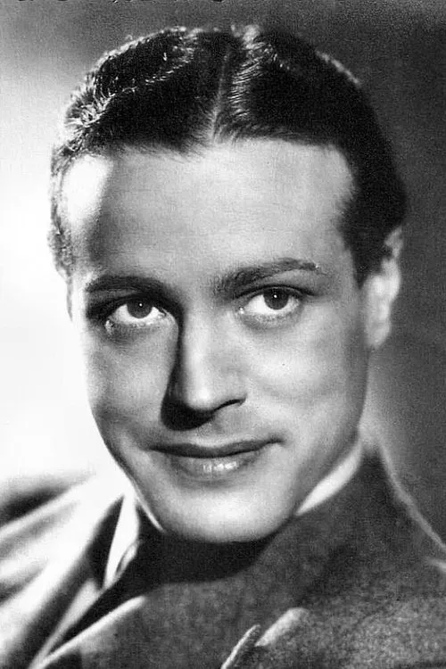 Gerlinde Locker ha trabajado con Wolf Albach-Retty en 9 ocasiones