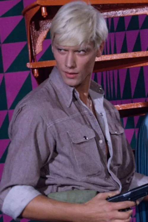 Gil Baroni ha trabajado con Wolfgang Hillinger en 1 ocasiones