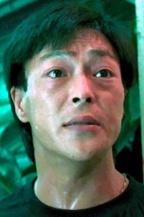 Wong Kim-Fung interpretando a Ah Fung