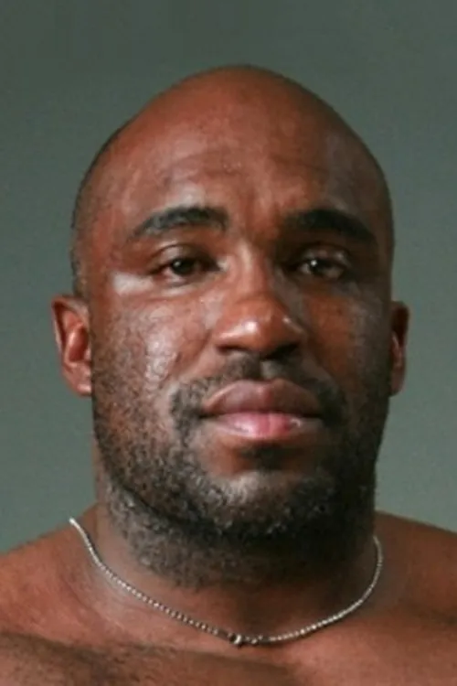 Mitch Scott ha trabajado con Wood en 1 ocasiones