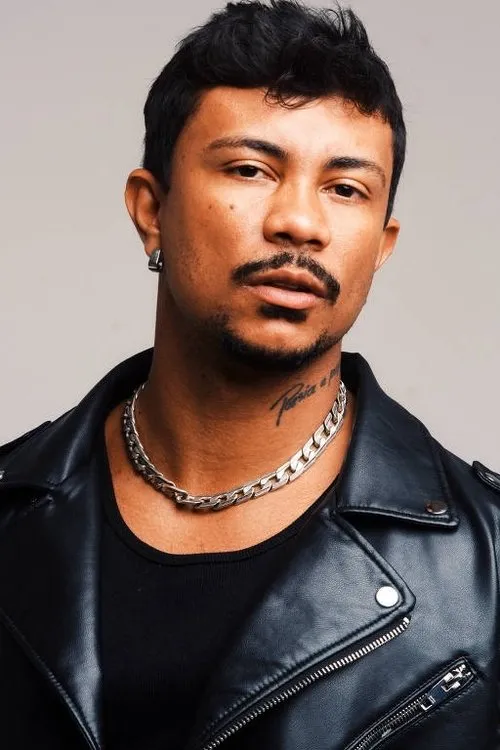 Xamã interpretando a Nivaldo