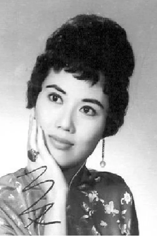 Xia Hui interpretando a 