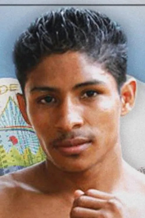 Yader Cardoza interpretando a Self