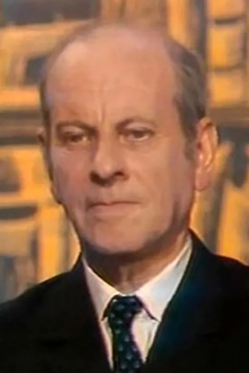 ?????? ????????????? ha trabajado con Yakob Rombro en 1 ocasiones