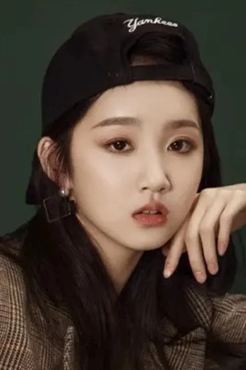 Yan Liu en su biografía y filmografía