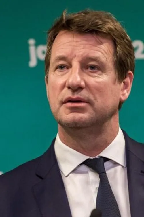 Éric Zemmour ha trabajado con Yannick Jadot en 1 ocasiones