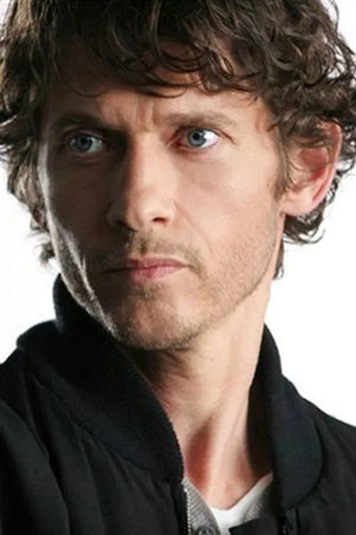 Yannick Soulier interpretando a David LaSalle