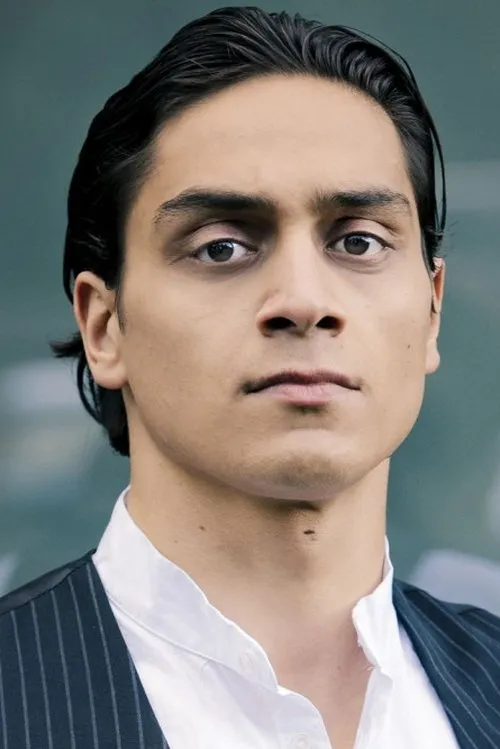 Yasin Boynuince — personaje: Melih