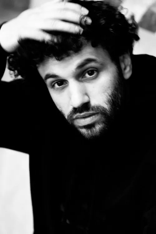 Carla Becker ha trabajado con Yasin Özen en 1 ocasiones