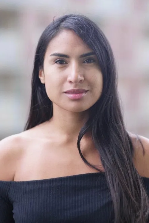 Yasmine Seifi — personaje: Anna