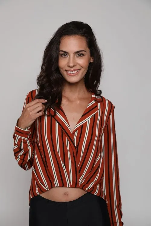 Yesika Glikman — personaje: Isabella Smith