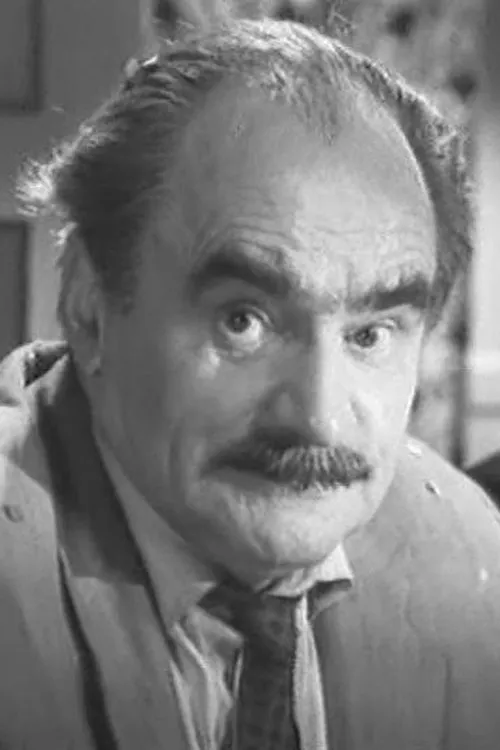 ?????? ????????? ha trabajado con Yevgeni Grigoryev en 2 ocasiones