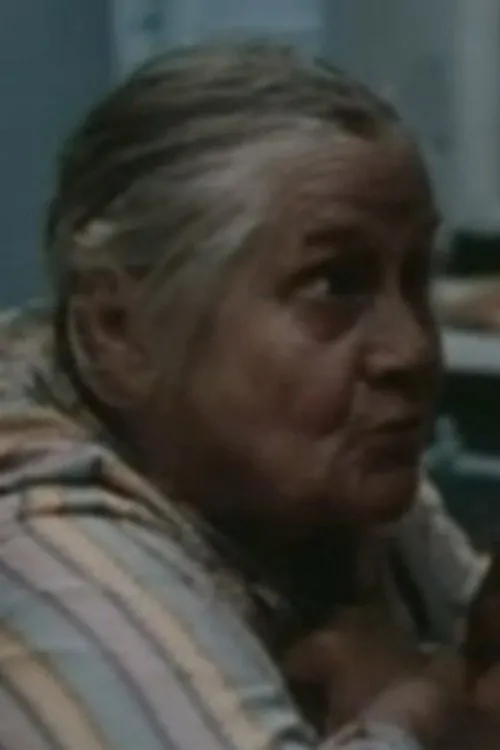 Yevgeniya Volkova interpretando a