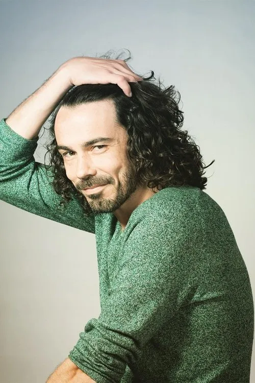 Marta Fuenar ha trabajado con Yeyo Bayeyo en 1 ocasiones