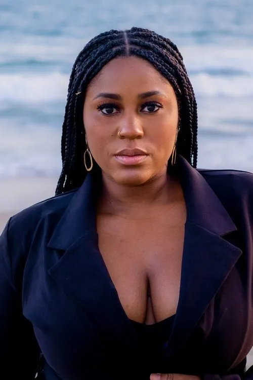 Yhá Mourhia Wright — personaje: Mia