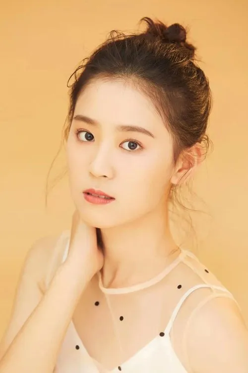 Yiying Zhai — personaje: He Ying Yue