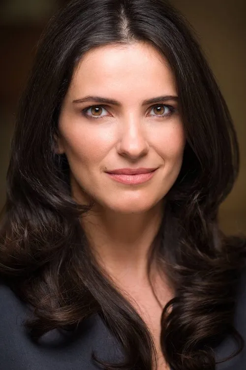 Yllka Gashi interpretando a Fahrije