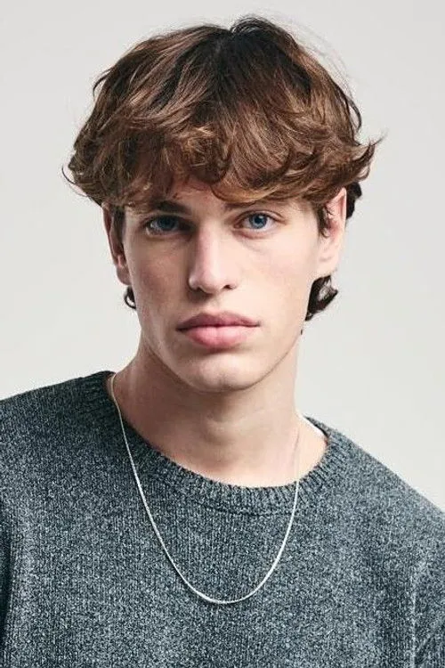 Foto de perfil del actor אילון שנער en el reparto