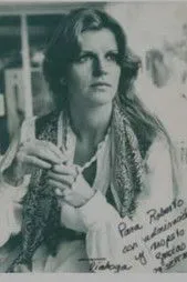 Gabriela Retes ha trabajado con Yogi Ruge en 1 ocasiones