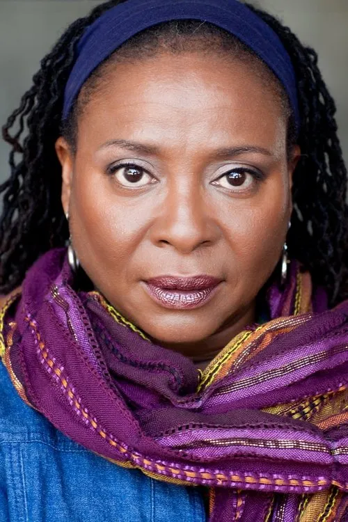 Yolanda Snowball interpretando a Art Teacher